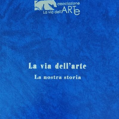 primo-volume-la-via-dellarte031630F4-4714-939F-2A76-D9797E28BDDA.jpg